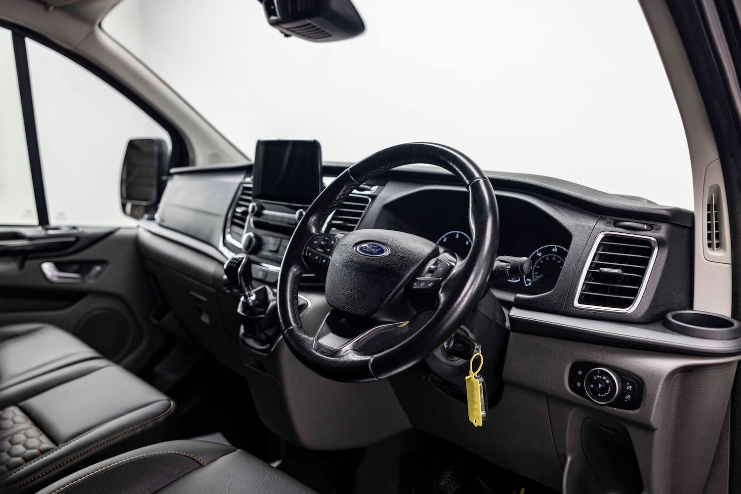 Used Ford Transit Custom 2019 for sale - 77389125: Photo 4