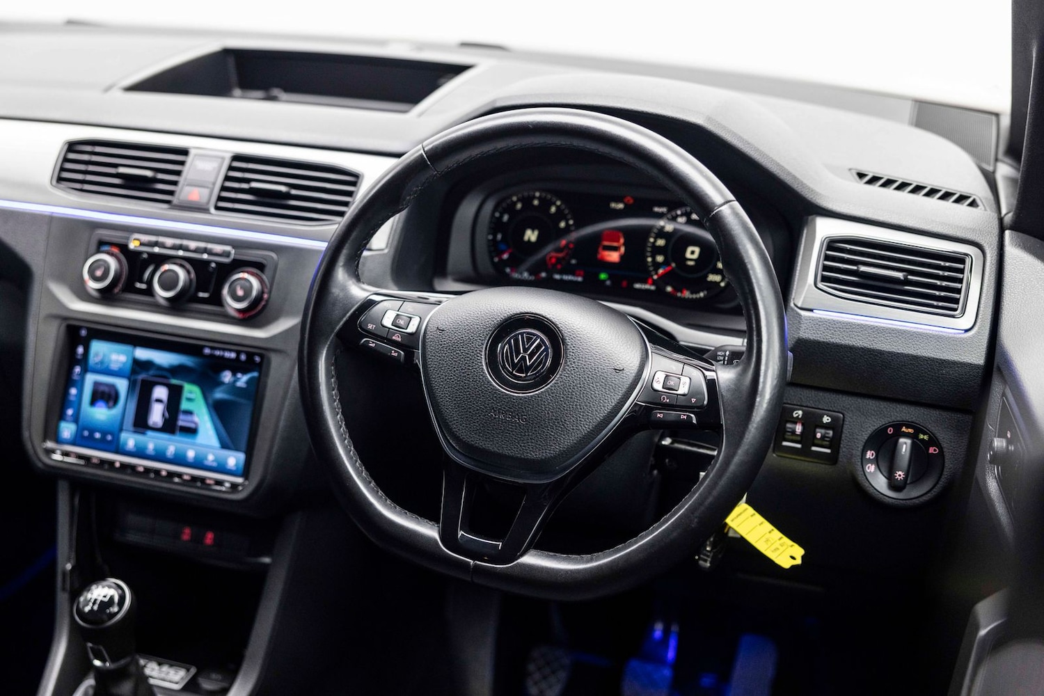 Used Volkswagen Caddy Maxi Life 2018 for sale - 76062273: Photo 11