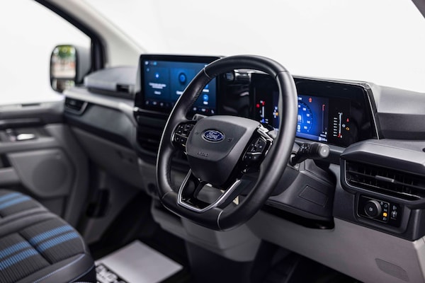 Used Ford Transit Custom 2024 for sale - 75688596: Photo 15