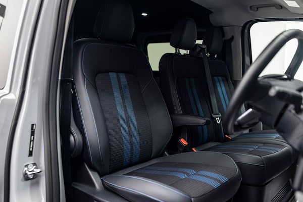 Used Ford Transit Custom 2024 for sale - 75688596: Photo 3