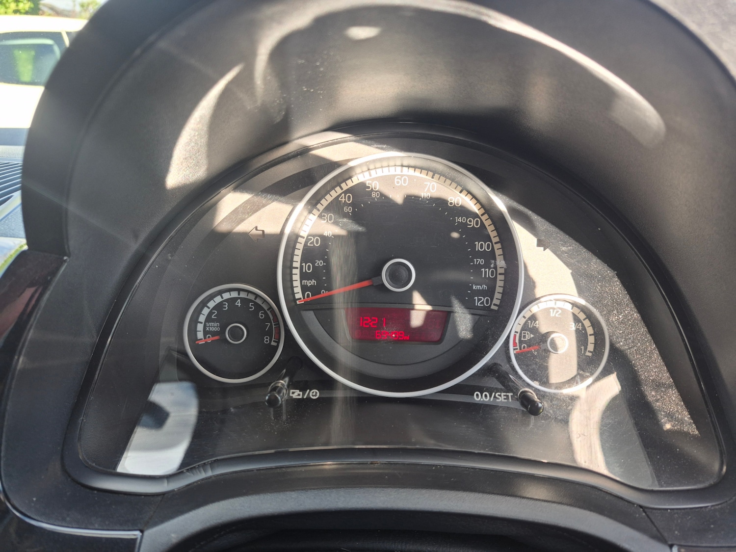 Used Volkswagen up! 2013 for sale - 76792480: Photo 12