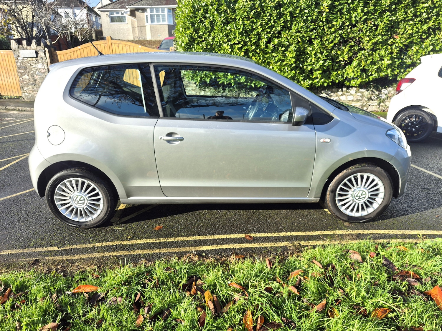 Used Volkswagen up! 2013 for sale - 76792480: Photo 4