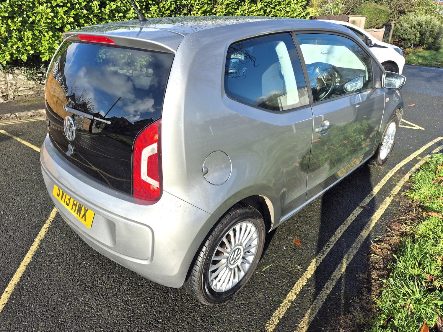 Used Volkswagen up! 2013 for sale - 76792480: Photo 9