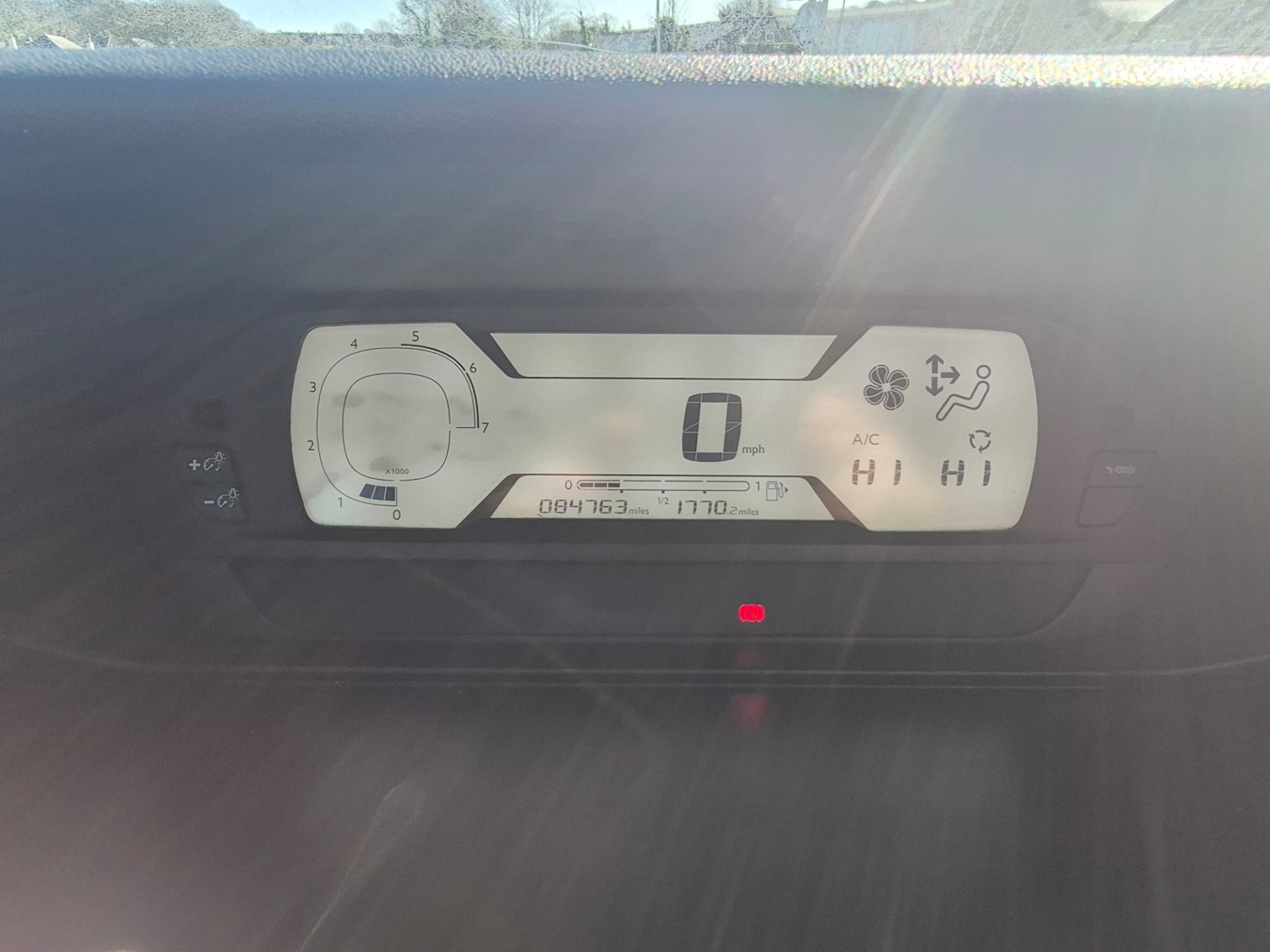 Used Citroen Grand C4 Picasso 2015 for sale - 77932338: Photo 13