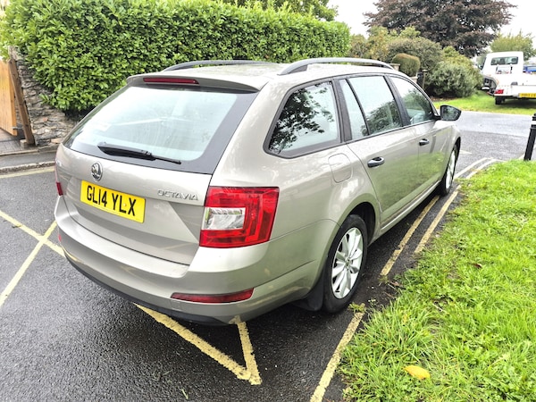 Used Skoda Octavia 2014 for sale - 76180886: Photo 8