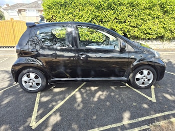 Used Toyota AYGO 2011 for sale - 79404960: Photo