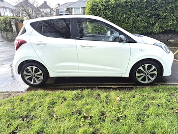Used Hyundai i10 2020 for sale - 79547842: Photo