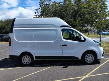 Used Nissan NV300 2019 for sale - 71585970: Photo