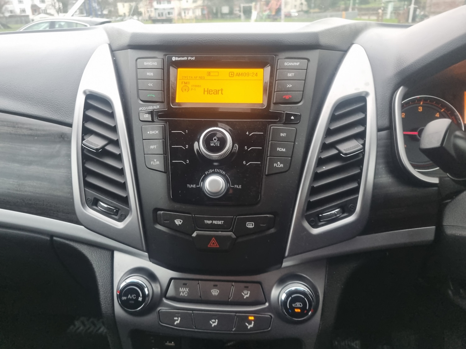 Used Ssangyong Korando 2016 for sale - 76892023: Photo 12
