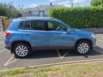 Used Volkswagen Tiguan 2011 for sale - 75546322: Photo