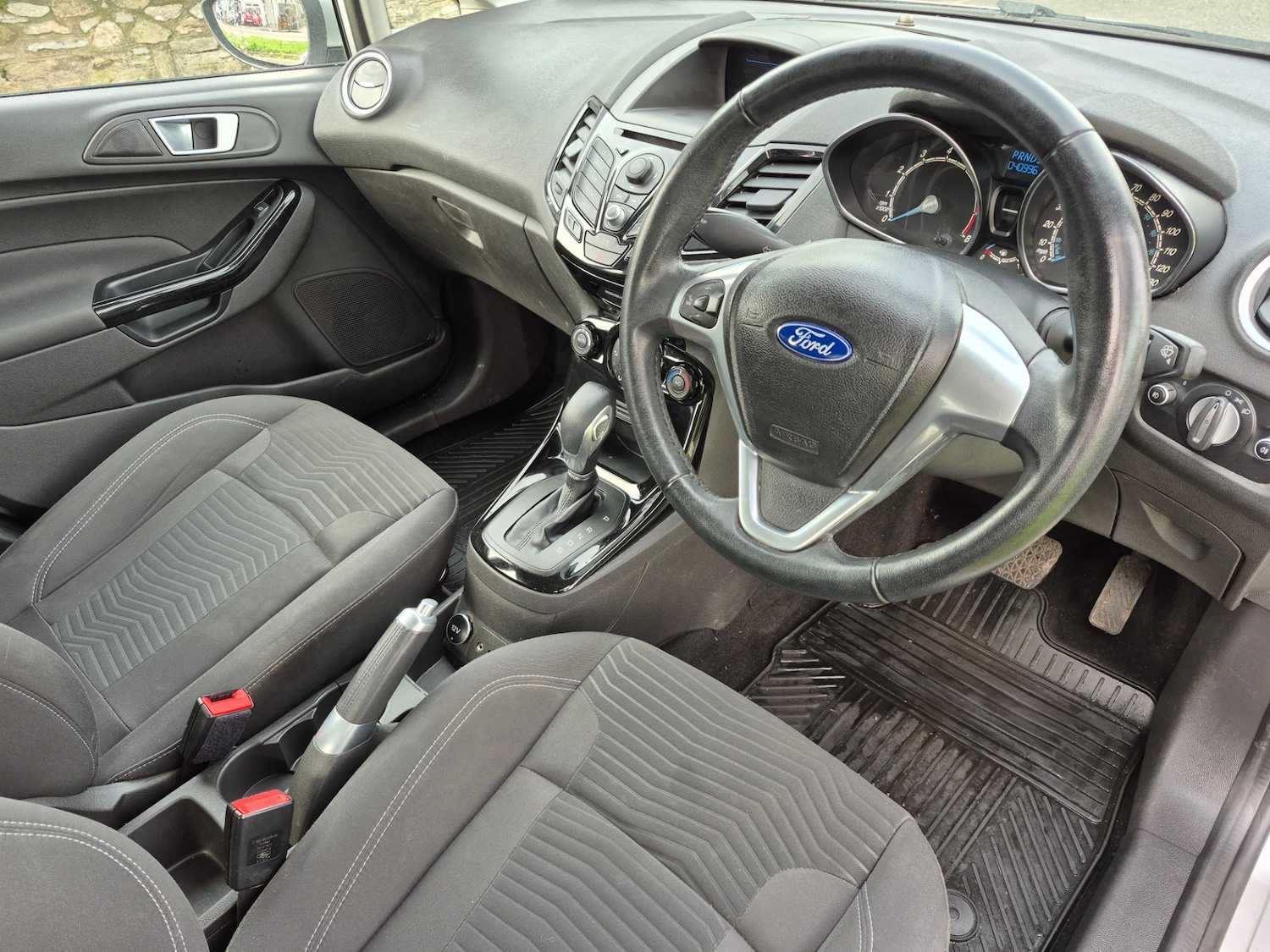 Used Ford Fiesta 2012 for sale - 77801913: Photo 10