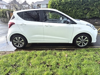 Used Hyundai i10 2020 for sale - 77431705: Photo