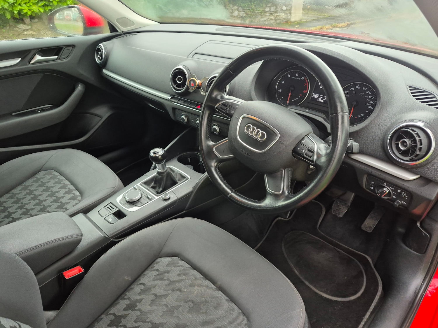 Used Audi A3 2014 for sale - 76451859: Photo 10