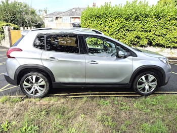 Used Peugeot 2008 2016 for sale - 79761731: Photo