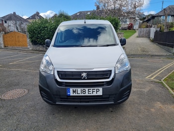Used Peugeot Partner 2018 for sale - 76017003: Photo