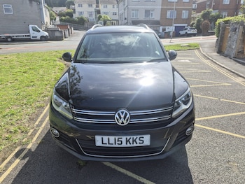 Used Volkswagen Tiguan 2015 for sale - 75872391: Photo 3