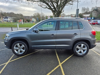 Used Volkswagen Tiguan 2012 for sale - 79536587: Photo