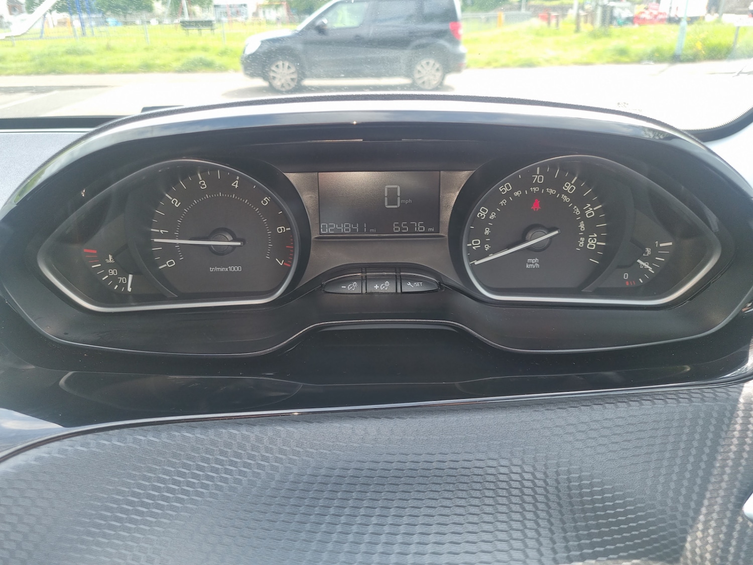 Used Peugeot 208 2017 for sale - 77568736: Photo 12