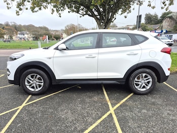 Used Hyundai TUCSON 2018 for sale - 76452046: Photo