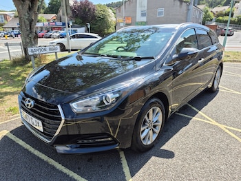 2017 (17) - 1.7 CRDi Blue Drive SE Nav 5dr