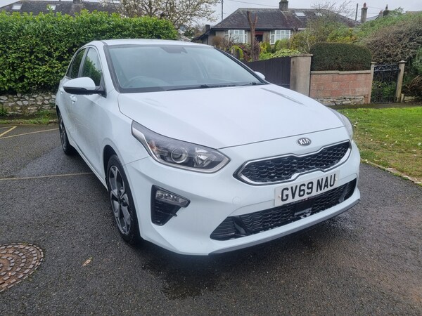Used Kia Ceed 2020 for sale - 75156942: Photo 1