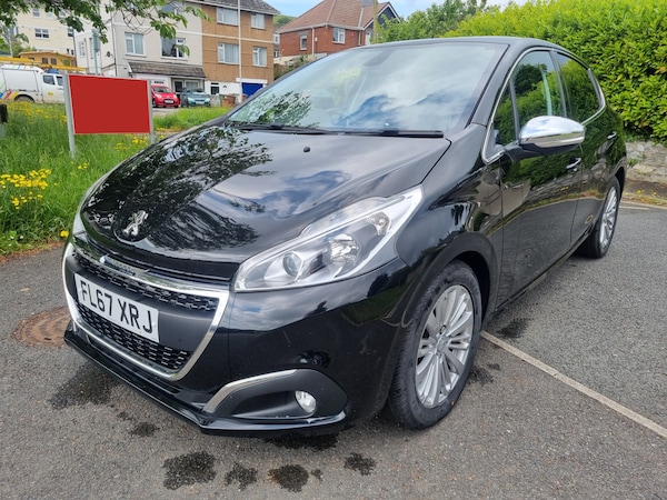 Used Peugeot 208 2017 for sale - 71055030: Photo 1