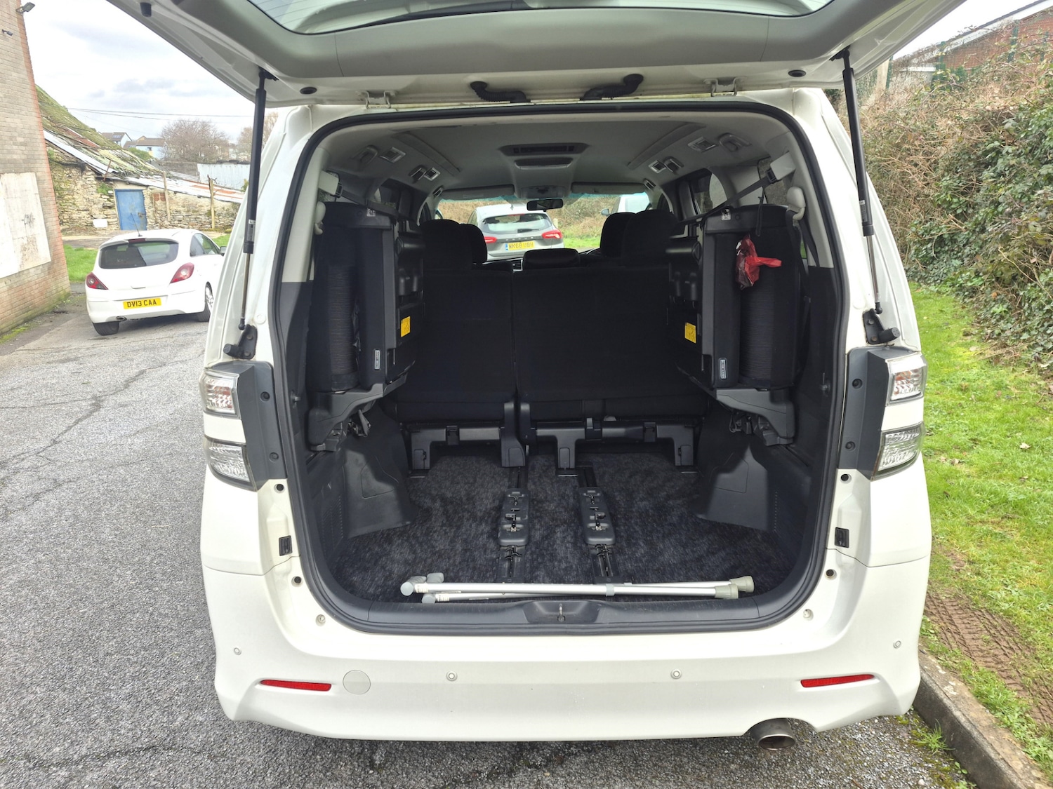 Used Toyota Vellfire 2023 for sale - 77745684: Photo 7