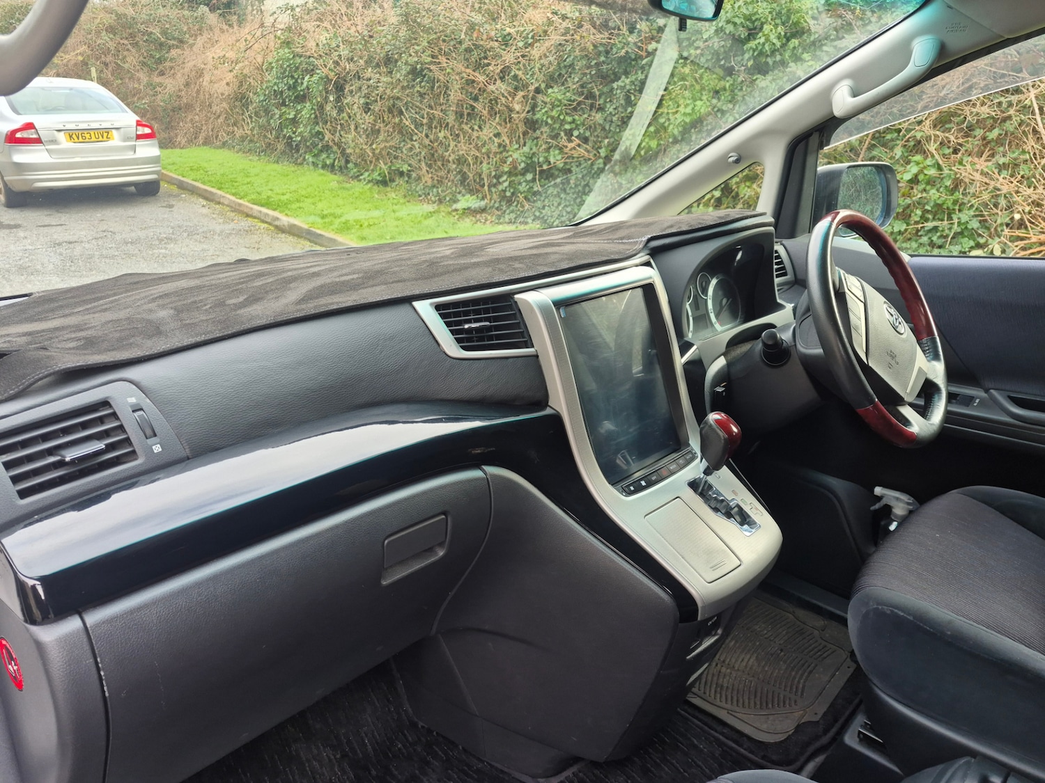 Used Toyota Vellfire 2023 for sale - 77745684: Photo 9