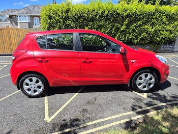 Used Hyundai i20 2011 for sale - 78614444: Photo