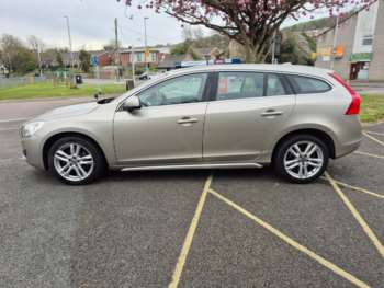 Used Volvo V60 2012 for sale - 74387468: Photo