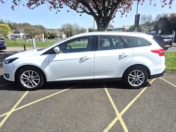 Used Ford Focus 2015 for sale - 78251501: Photo