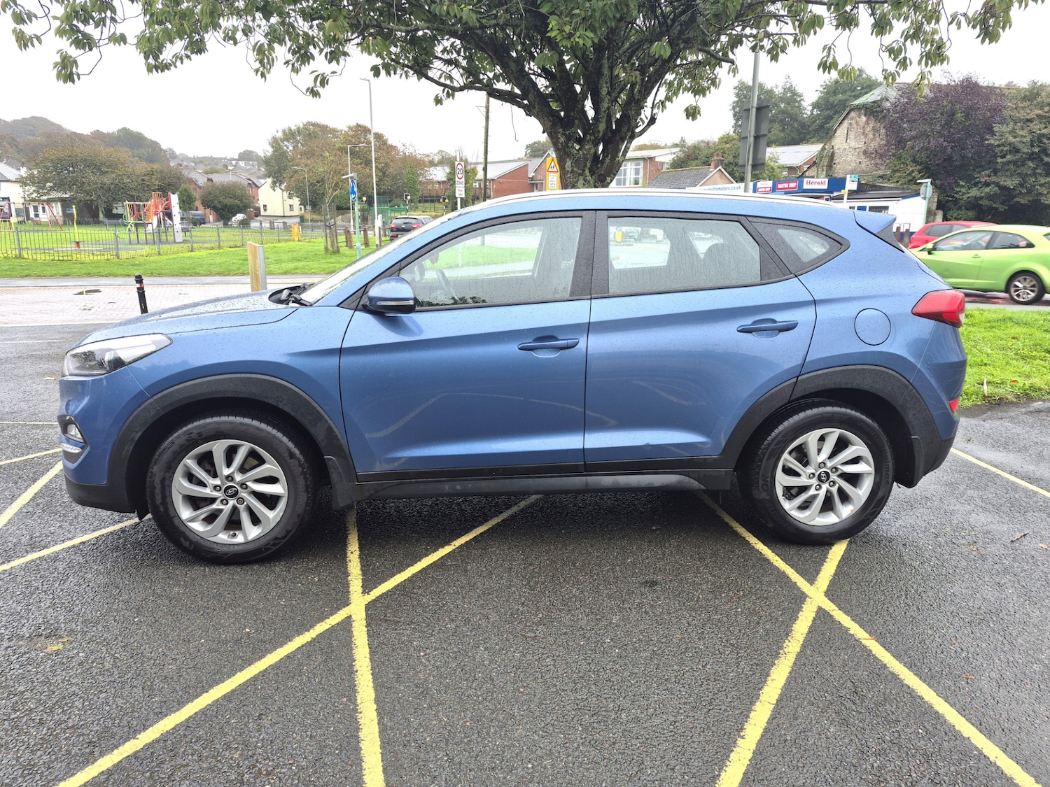 Used Hyundai TUCSON 2016 for sale - 76182532: Photo 2