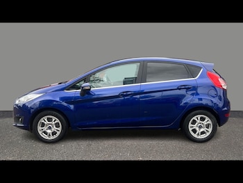 Used Ford Fiesta 2015 for sale - 79080651: Photo