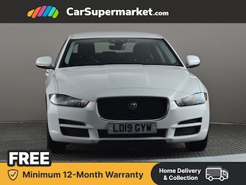 Used Jaguar XE 2019 for sale - 77527255: Photo