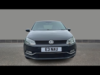 Used Volkswagen Polo 2015 for sale - 78683120: Photo
