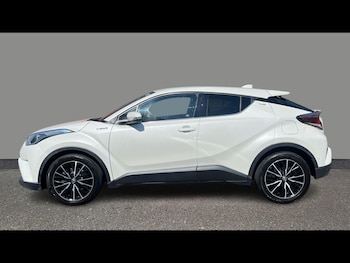 Used Toyota C-HR 2019 for sale - 79211154: Photo