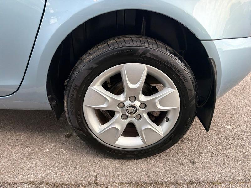 Used Skoda Roomster 2014 for sale - 77834352: Photo 9