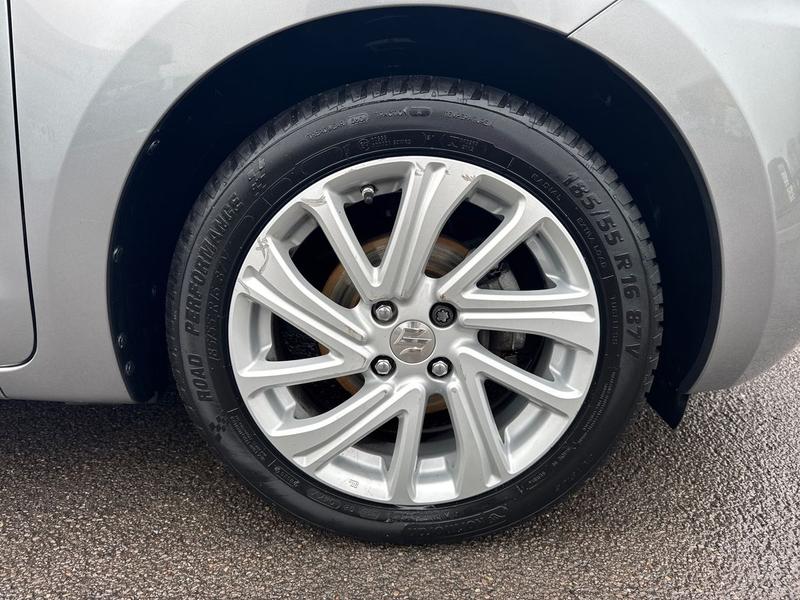 Used Suzuki Swift 2023 for sale - 76710107: Photo 9