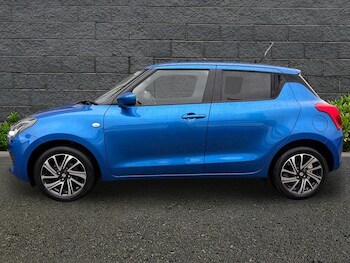 Used Suzuki Swift 2023 for sale - 77198845: Photo