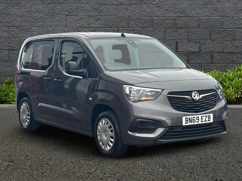 Used Vauxhall Combo Life 2019 for sale - 75982641: Photo 1