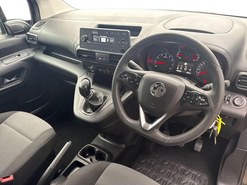 Used Vauxhall Combo Life 2019 for sale - 75982641: Photo 10