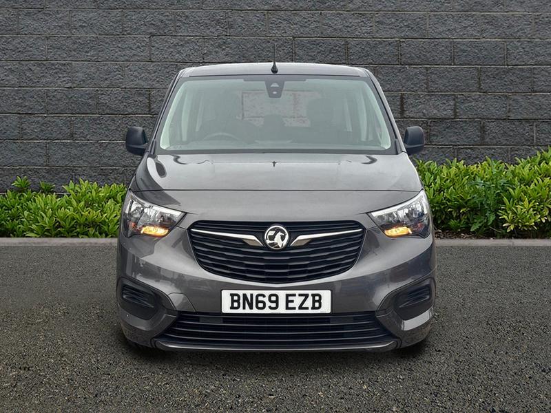 Used Vauxhall Combo Life 2019 for sale - 75982641: Photo 2