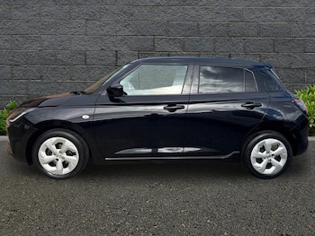 Used Suzuki Swift 2024 for sale - 79560358: Photo