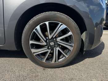 Used Suzuki Swift 2021 for sale - 75349154: Photo