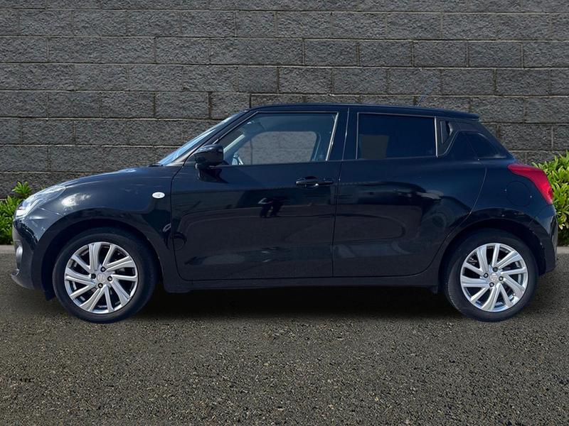 Used Suzuki Swift 2022 for sale - 78015450: Photo 4