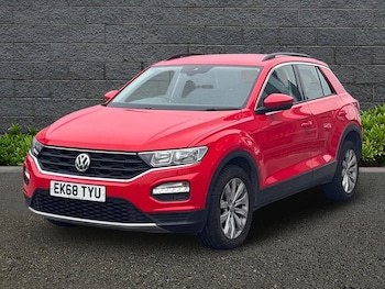 Used Volkswagen T-Roc 2018 for sale - 79545326: Photo