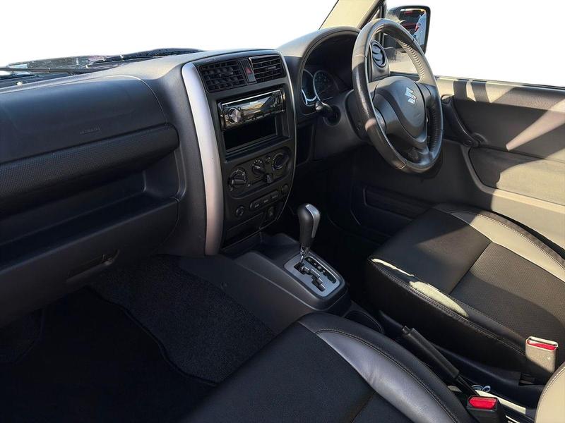 Used Suzuki Jimny 2017 for sale - 77701035: Photo 13