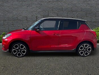 Used Suzuki Swift 2020 for sale - 75960056: Photo