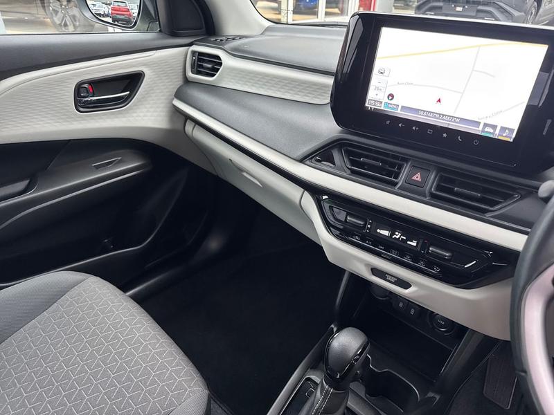 Used Suzuki Swift 2024 for sale - 77274943: Photo 14