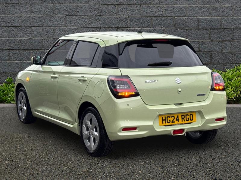 Used Suzuki Swift 2024 for sale - 77274943: Photo 5